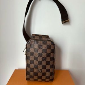 -SOLD-
Louis Vuitton Monogram Geronimo